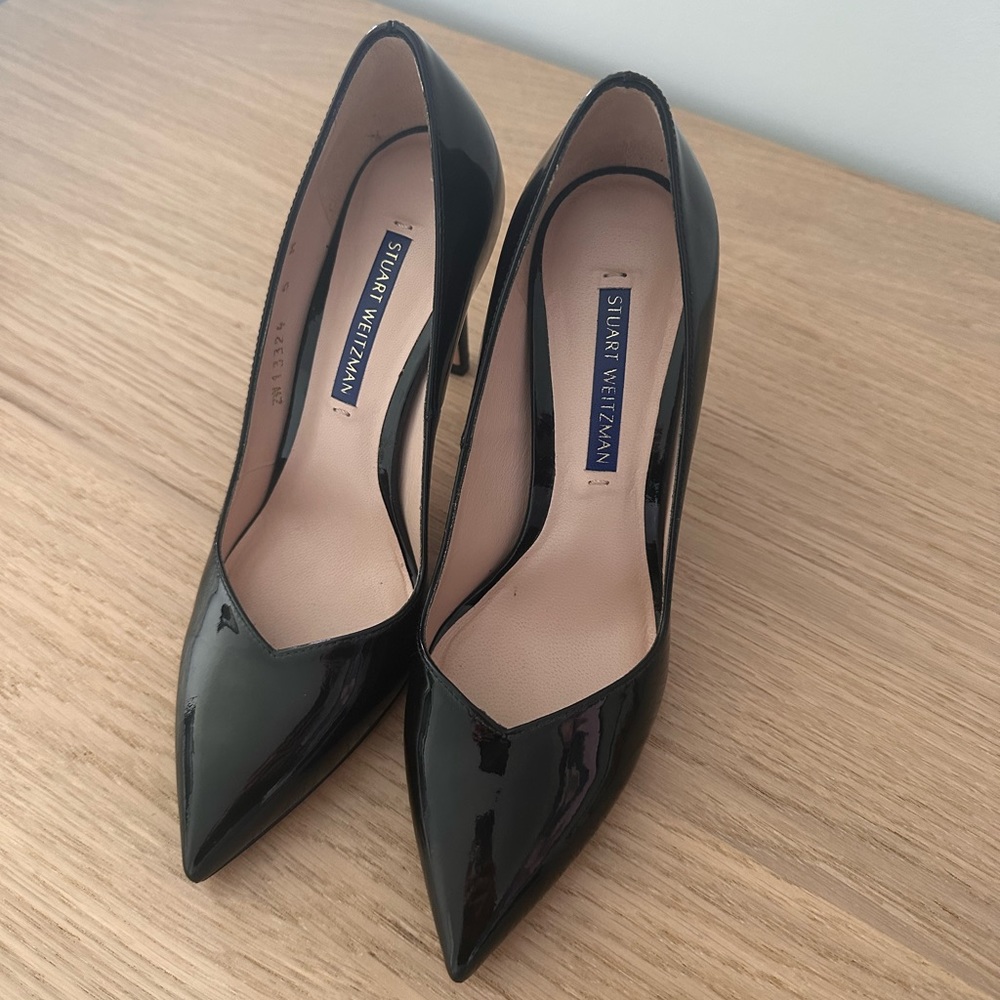 Stuart Weitzman pumps size 5 - never worn outside